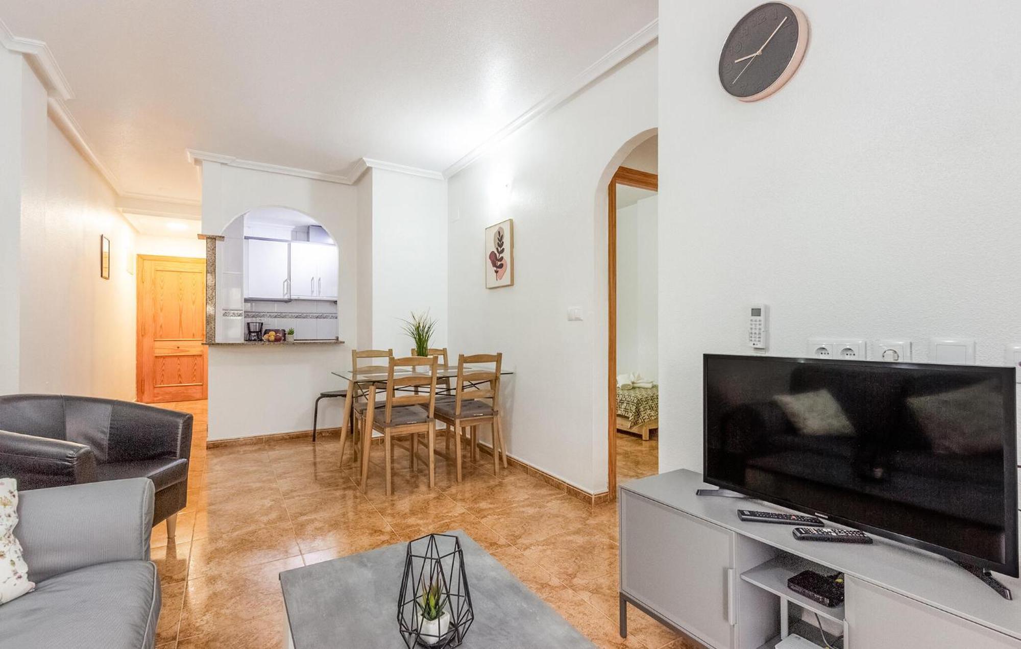 Amazing Apartment In Torrevieja With Kitchen Экстерьер фото