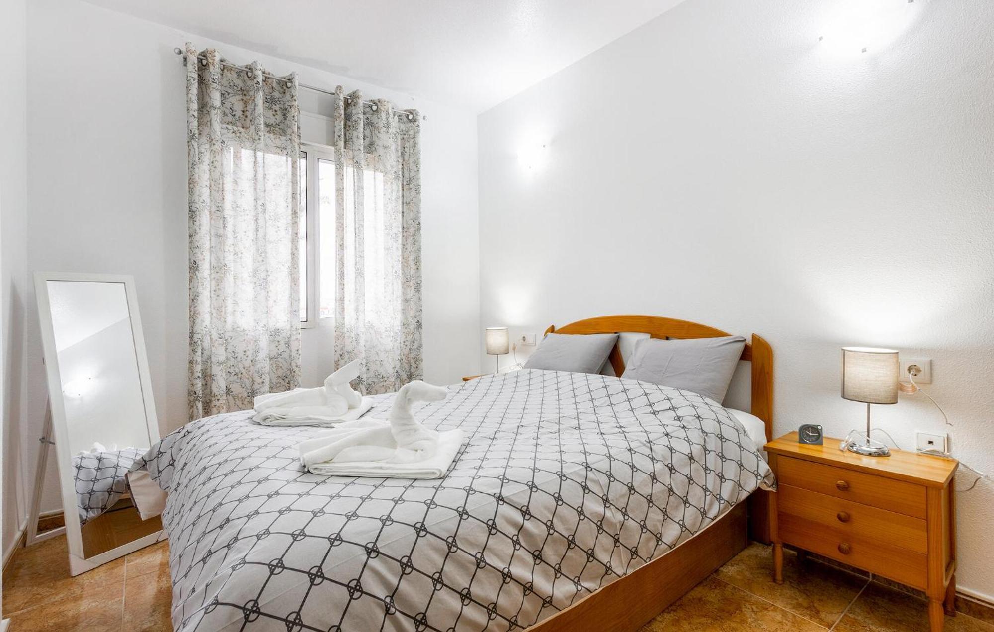 Amazing Apartment In Torrevieja With Kitchen Экстерьер фото