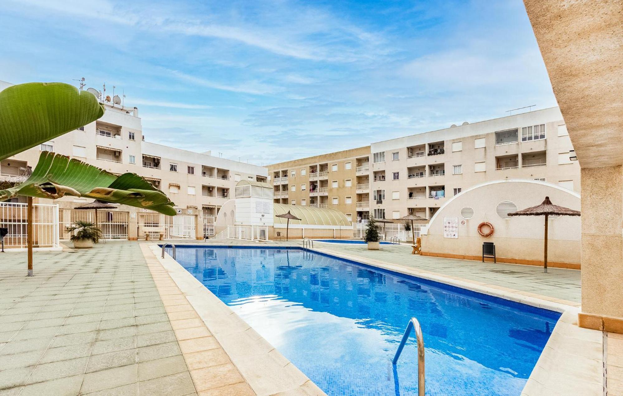 Amazing Apartment In Torrevieja With Kitchen Экстерьер фото