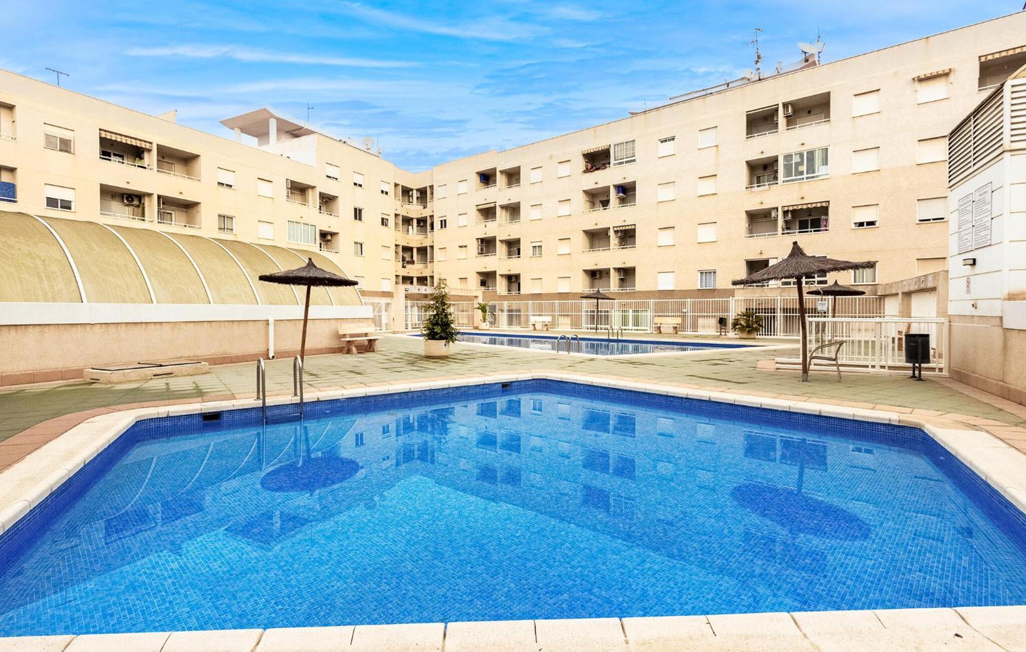 Amazing Apartment In Torrevieja With Kitchen Экстерьер фото